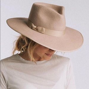 Lack of color ZULU RANCHER